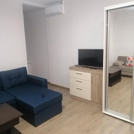 Cozy Gagarin Plaza Apartment Odesa Exterior photo