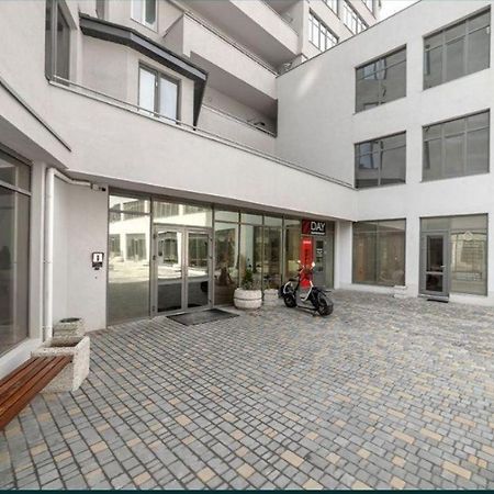Cozy Gagarin Plaza Apartment Odesa Exterior photo